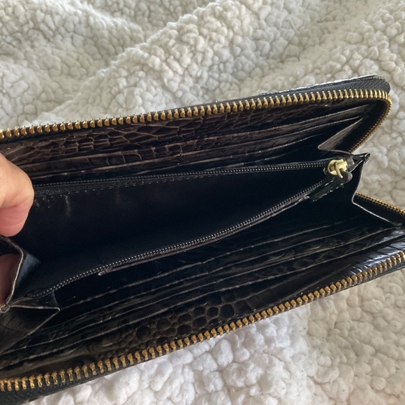 Brahmin Wallet,dark brown - Picture 9 of 9